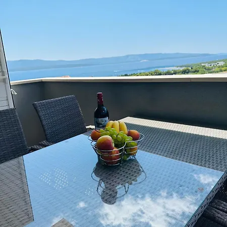 La 1 Apartment Bol