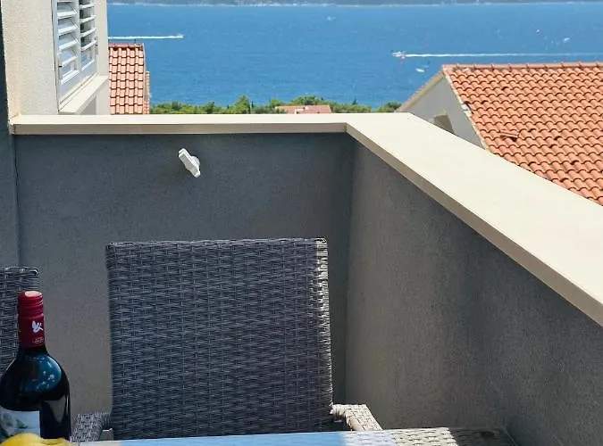 La 1 Apartament *