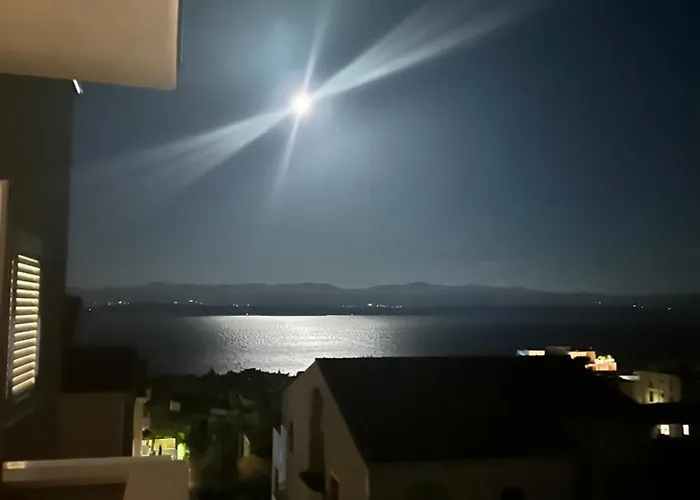 La 1 Apartament *