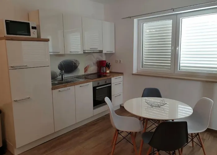 Apartament La 1 Bol